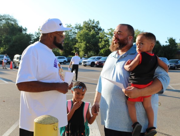 WATCH D.O.G.S greet Delshire dads WATCH D.O.G.S greet Delshire dads
